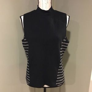 White House Black Market shell/sweater. EUC